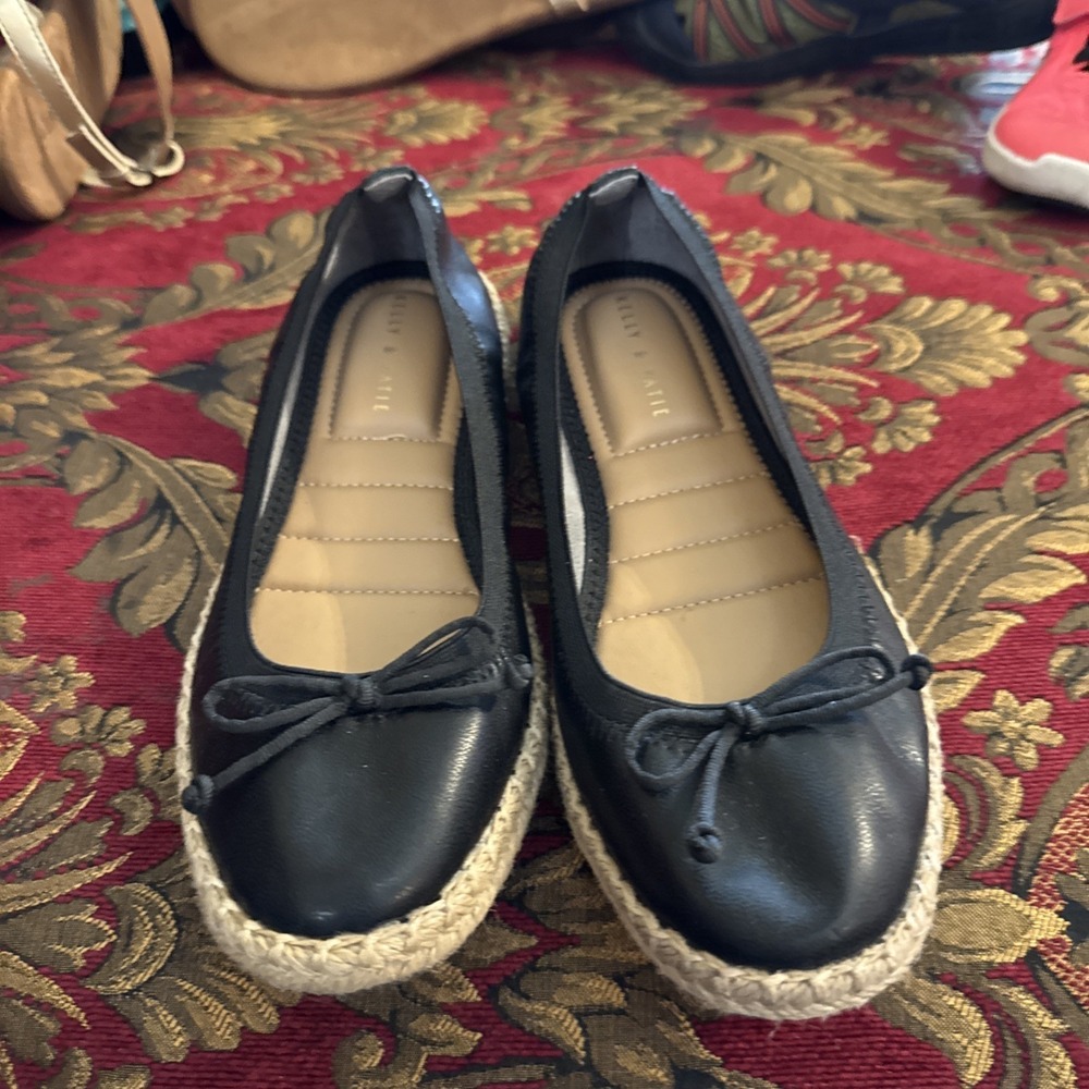 Kelly & Katie Womens Flat Shoe Casual Slip On  Blue Black Size 6